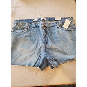** LOT OF 3 **Universal Thread midi denim shorts with raw hems 26W new with tags